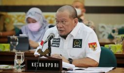 Perintahkan Senator Awasi Bansos Corona 2021, LaNyalla: Jangan Lagi Dipotong-potong - JPNN.com