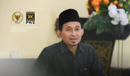 Hmmm, Bukhori Yusuf Sudah Mengundurkan Diri dari PKS - JPNN.com