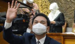 Pembuat Parodi Lagu Indonesia Raya Ditangkap, Azis Percaya Kepada PDRM - JPNN.com