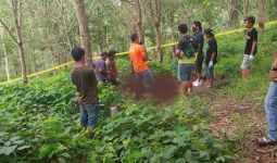 Duel Maut Pakai Parang di Kebun Karet, Satu Nyawa Melayang - JPNN.com