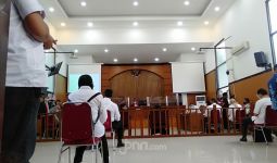 Sidang Praperadilan Habib Rizieq Dilanjutkan Besok, Pengacara Sempat Kecewa - JPNN.com