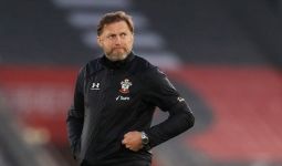 Kejadian Langka, Pelatih Southampton Sampai Meneteskan Air Mata - JPNN.com