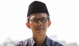 Kang Ujang: Kalau Jokowi Jatuh, PDIP Juga yang Tercoreng - JPNN.com