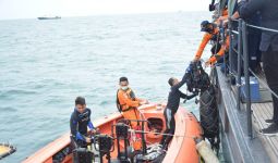 Evakuasi Sriwijaya Air SJ-182, Kapal Patroli Bea Cukai Kerahkan Penyelam - JPNN.com