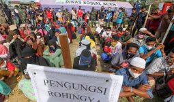 Ratusan Imigran Rohingya Melarikan Diri dari Lokasi Penampungan di Aceh - JPNN.com