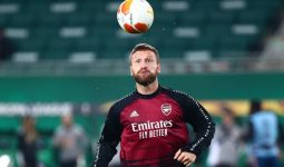 Arteta Enggan Melepas Mustafi - JPNN.com