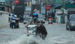 Dikepung Banjir, Banjarmasin Siaga Darurat, Korban Berjatuhan - JPNN.com