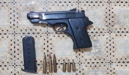 Tasrap Ditangkap, Polisi Amankan Senjata Api Buatan Luar Negeri dari Rumahnya - JPNN.com