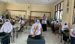 5 Sikap PB PGRI soal Jilbab di SMKN 2 Padang - JPNN.com