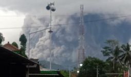 Gunung Semeru Meletus, Letjen Suharyanto Kirim Tim Khusus, Bergerak via Jalur Darat - JPNN.com