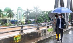 Aduh, Mobil Jokowi Terjang Banjir di Kalsel - JPNN.com