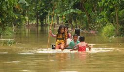 Banjir Susulan Terjang 2 Desa di Jember, BPBD Imbau Warga Siaga - JPNN.com