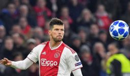Huntelaar Tinggalkan Ajax Amsterdam - JPNN.com