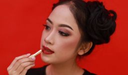 4 Sebab Lipstik Tidak Bertahan Lama di Bibir - JPNN.com