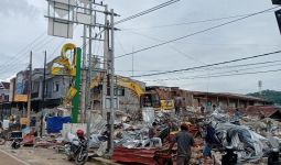 Tolooong, Pengungsi Gempa Mamuju Kesulitan Air Bersih - JPNN.com