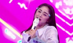 Dewi Perssik Kesulitan dalam 'I Can See Your Voice Indonesia' 2021 - JPNN.com