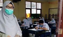 Kornas P2G Satriwan: Kemendikbud Jangan Terlalu Jauh Mengintervensi Guru Agama - JPNN.com
