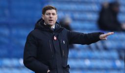 Steven Gerrard Optimistis Aston Vila Bisa Bungkam Liverpool - JPNN.com