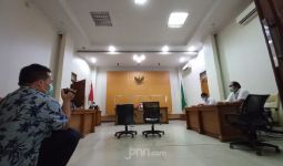 Briptu Fikri dan Ipda Yusmin Langsung Sujud Syukur Seusai Divonis Bebas - JPNN.com