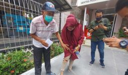 Pensiunan Guru Jadi Korban Kebrutalan Penjambret, Uang Raib, Tersungkur ke Aspal - JPNN.com