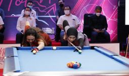 Hot Nine Sabtu Malam, Nony Krystianti Andilah Vs Poppy Puspita - JPNN.com