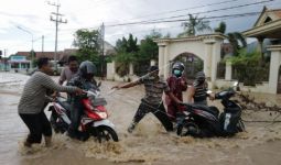 Belum Ada Tanda-tanda Banjir Akan Surut - JPNN.com