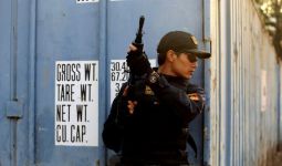 Bea Cukai Libas Penyelundupan Narkoba di Wilayah Perbatasan RI-Malaysia - JPNN.com