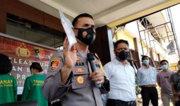 Kombes Imran Amir Beber Fakta Baru Apotek Jual Obat Aborsi di Padang - JPNN.com