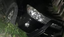 Mobil yang Ditumpangi Rektor Kecelakaan, Dua Pemotor Tewas - JPNN.com