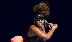 Naomi Osaka Permalukan Serena Williams di Semifinal Australian Open 2021 - JPNN.com