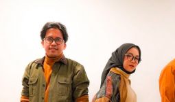 Ayus Panggil Nissa Sabyan dengan Sebutan Umi, Haji Komar Beri Penjelasan - JPNN.com