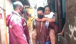 Kompol Iskandarsyah Melakukan Aksi Heroik Saat Banjir Jakarta - JPNN.com