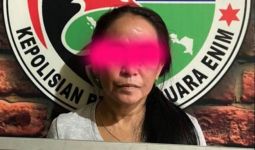 Berbuat Aksi Tak Terpuji di Rumah Kontrakan, Mbak Dewi Sartika Disergap Polisi - JPNN.com