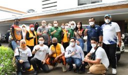 Ketua MPR Lepas Ormas dan Relawan Berikan Bantuan Korban Banjir di Bekasi - JPNN.com