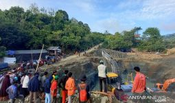 Puluhan Penambang Emas Tertimbun, Sulit Dievakuasi, Sudah Ada yang Mati - JPNN.com