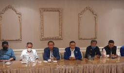 Makin Panas, Hencky Luntungan: SBY Bukan Pendiri Partai Demokrat - JPNN.com