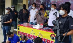 Polrestabes Semarang Tangkap Perampas Uang Toko Emas Sebanyak Rp 429 Juta - JPNN.com