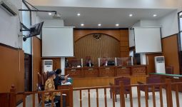 Hakim Beri Peringatan Agar Polisi Hadir di Sidang Habib Rizieq Selanjutnya - JPNN.com