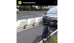 Mobil Mewah Masuk Jalur Sepeda Sudirman-Thamrin, Ada yang Protes - JPNN.com