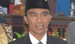 Soal Kerumunan, DPRD Sikka: Jangan Sandingkan Jokowi dengan Rizieq Shihab - JPNN.com