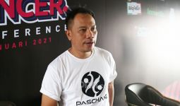 Bang Sapri Meninggal, Vicky Prasetyo Kenang Momen Bermain Sepak Bola - JPNN.com