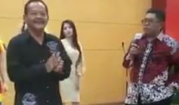 Viral Video Wali Kota Blitar Joget Tanpa Masker, Polisi Garap 5 Saksi - JPNN.com