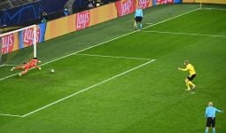 Haaland Gugup Saat Ditugasi Eksekusi Penalti, Untung Dortmund Lolos - JPNN.com