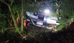 Detik-detik Kecelakaan Maut di Sumedang, 70% Penumpang Ortu Siswa - JPNN.com