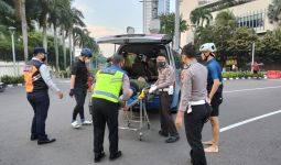 Polisi Kembali Gelar Olah TKP Kasus Pengemudi Mercy Tabrak Pesepeda di Bundaran HI - JPNN.com