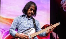 Garap Swarna Jingga, Dewa Budjana Libatkan Tiga Musisi Jazz Dunia - JPNN.com