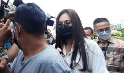 3 Berita Artis Terheboh: Kelakuan Suami Yuyun Diungkap, Wulan Guritno Menjanda Lagi - JPNN.com