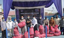 Bea Cukai Lhokseumawe Hibahkan 17,5 Ton Bawang Merah - JPNN.com