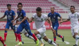 Piala Menpora: Arema FC hanya Bermain Imbang, Pelatih Bilang Begini - JPNN.com