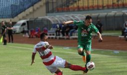 PSS Sleman Kalah, Pelatih Malah Sebut Waktu masih Panjang - JPNN.com